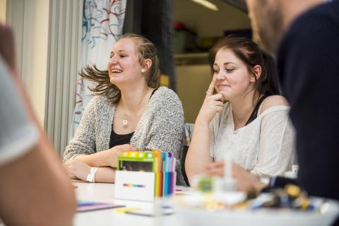 Hospitalcafe_Odense Universitetshospital_frivillig_sygdom_ungdommens røde kors