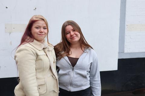 Fortællerkorps_Sarah og Lea_Ungdommens Røde Kors_2025