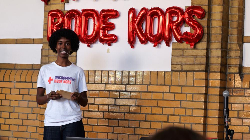 Forperson_Fatima på landsmøde_Ungdommens Røde Kors_2025